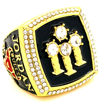 NBA / Chicago Bulls 1996 Championship Ring