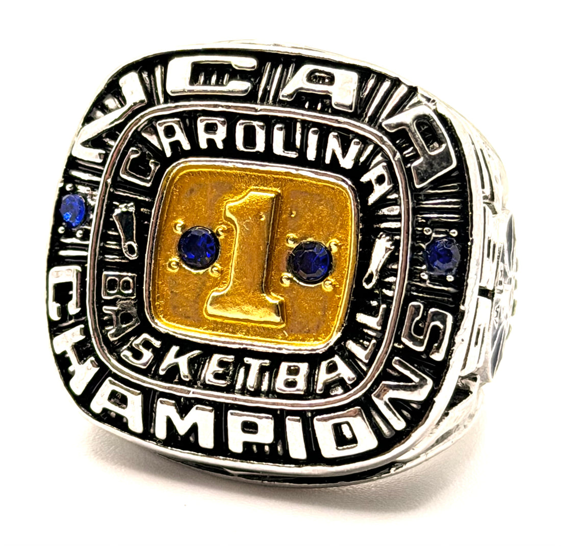 NCAA / 1982 North Carolina University ( UNC ) Tar Heels Championship Ring