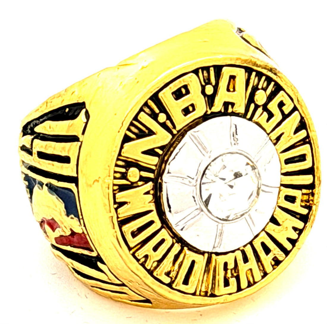 NBA / New York Knicks 1970 Championship Ring