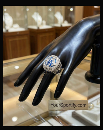 MLB / 2020 Los Angeles Dodgers World Series Championship Ring