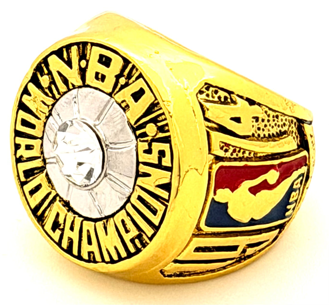 NBA / Boston Celtics 1974 Championship Ring