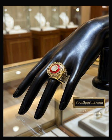 NBA / Philadelphia 76ers 1983 Championship Ring
