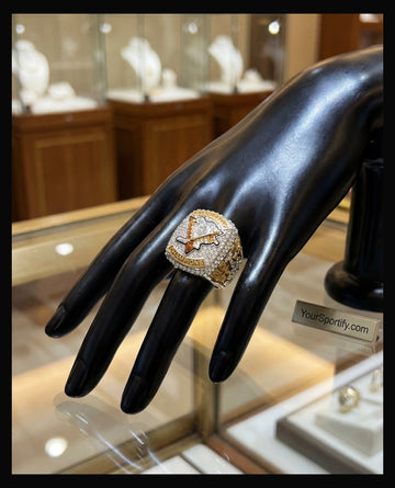 NHL / 2017 Pittsburgh Penguins Stanley Cup Championship Ring