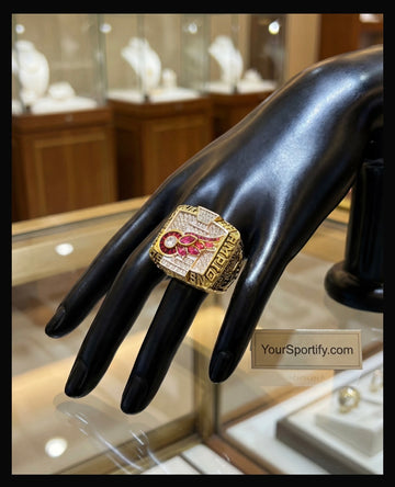 NHL / 2002 Detroit Red Wings Stanley Cup Championship Ring