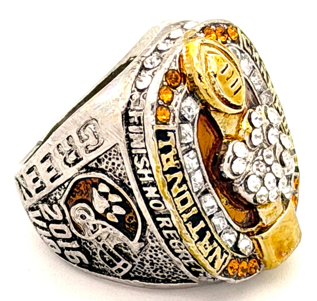 NCAA / 2016 Clemson Tigers Championship Ring / Green