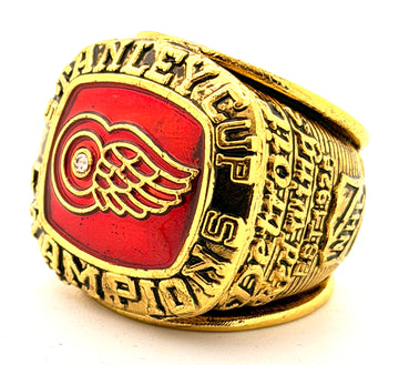 NHL / 1997 Detroit Red Wings Stanley Cup Championship Ring