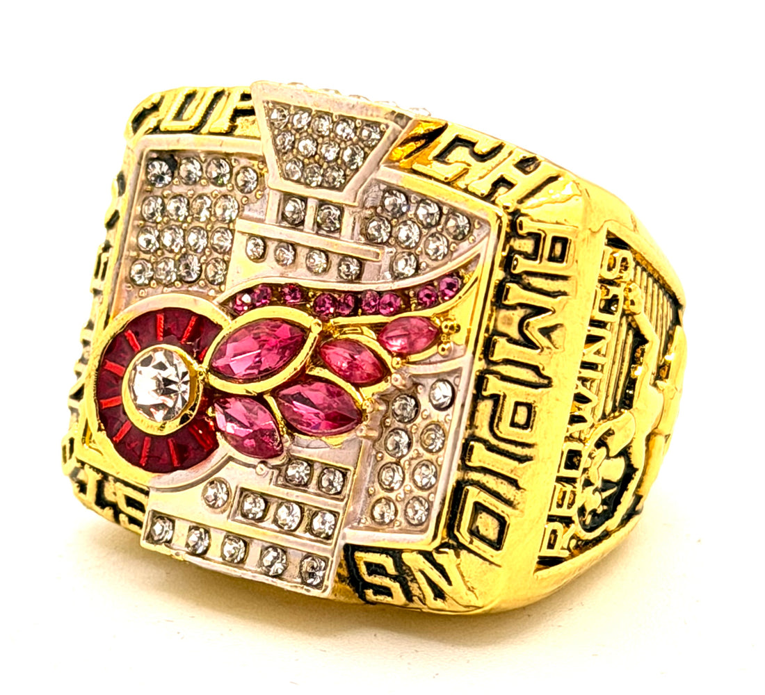 NHL / 2002 Detroit Red Wings Stanley Cup Championship Ring