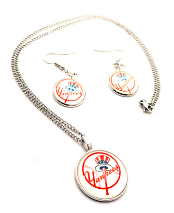 Earrings & Necklaces / New York Yankees
