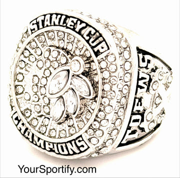 NHL / 2015 Chicago Blackhawks Stanley Cup Championship Ring