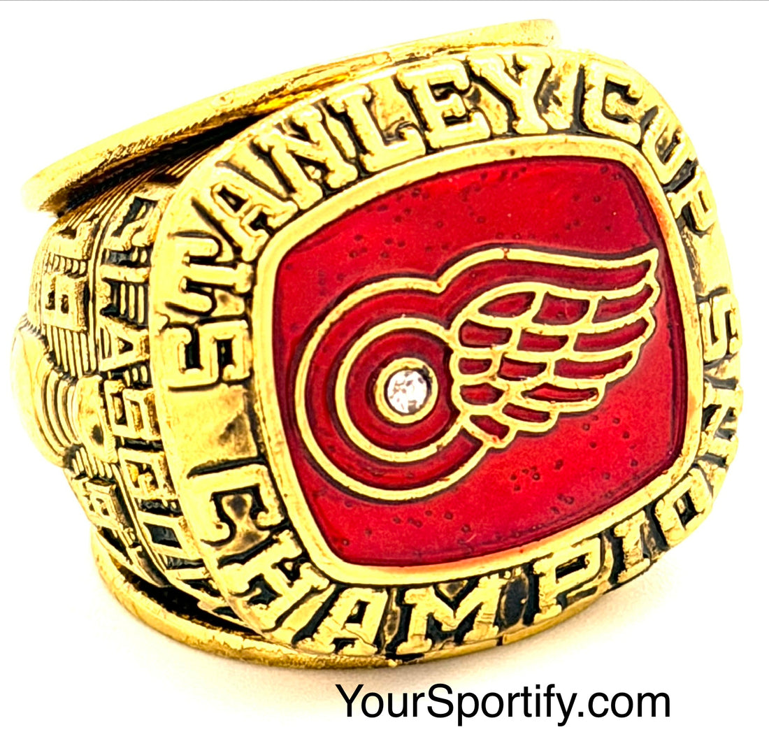NHL / 1997 Detroit Red Wings Stanley Cup Championship Ring