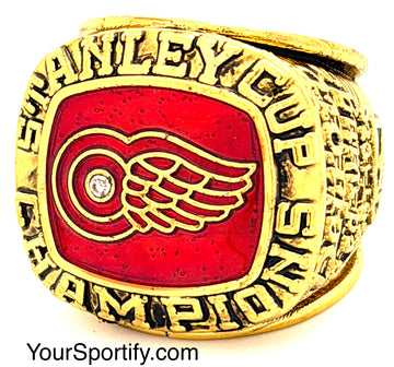 NHL / 1997 Detroit Red Wings Stanley Cup Championship Ring