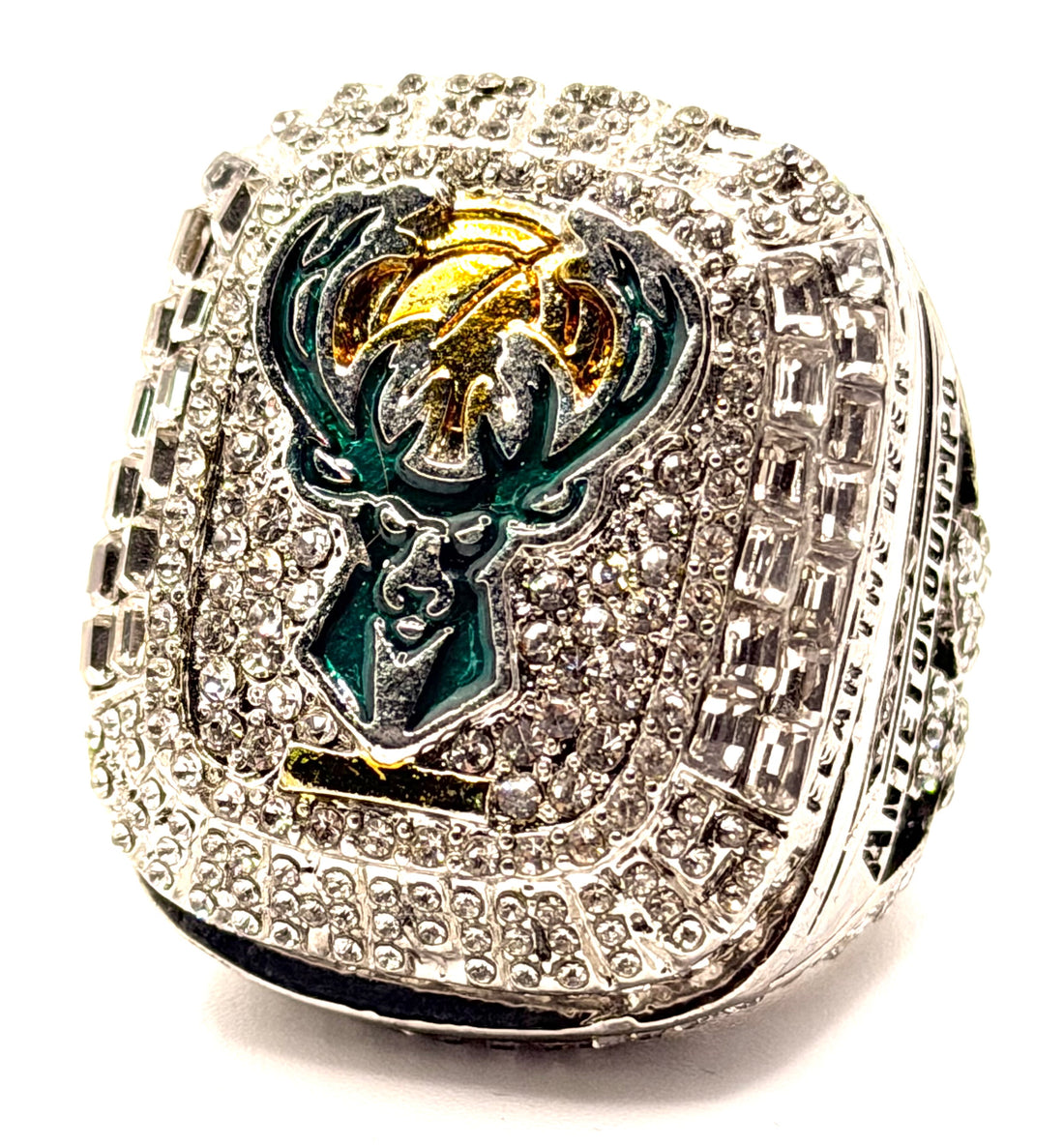 Milwaukee Bucks 2021 Championship Ring