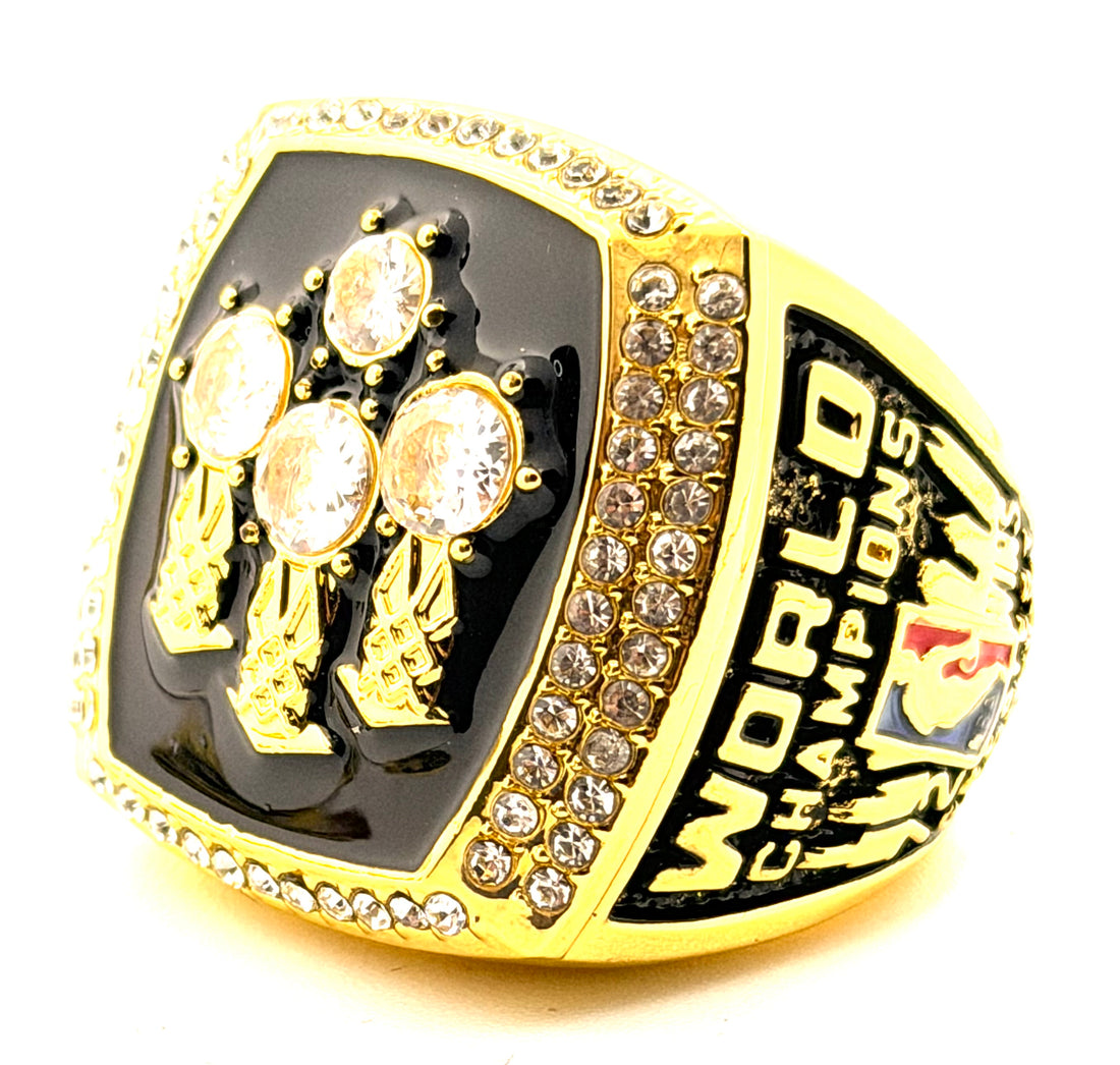 Chicago Bulls 1996 Championship Ring