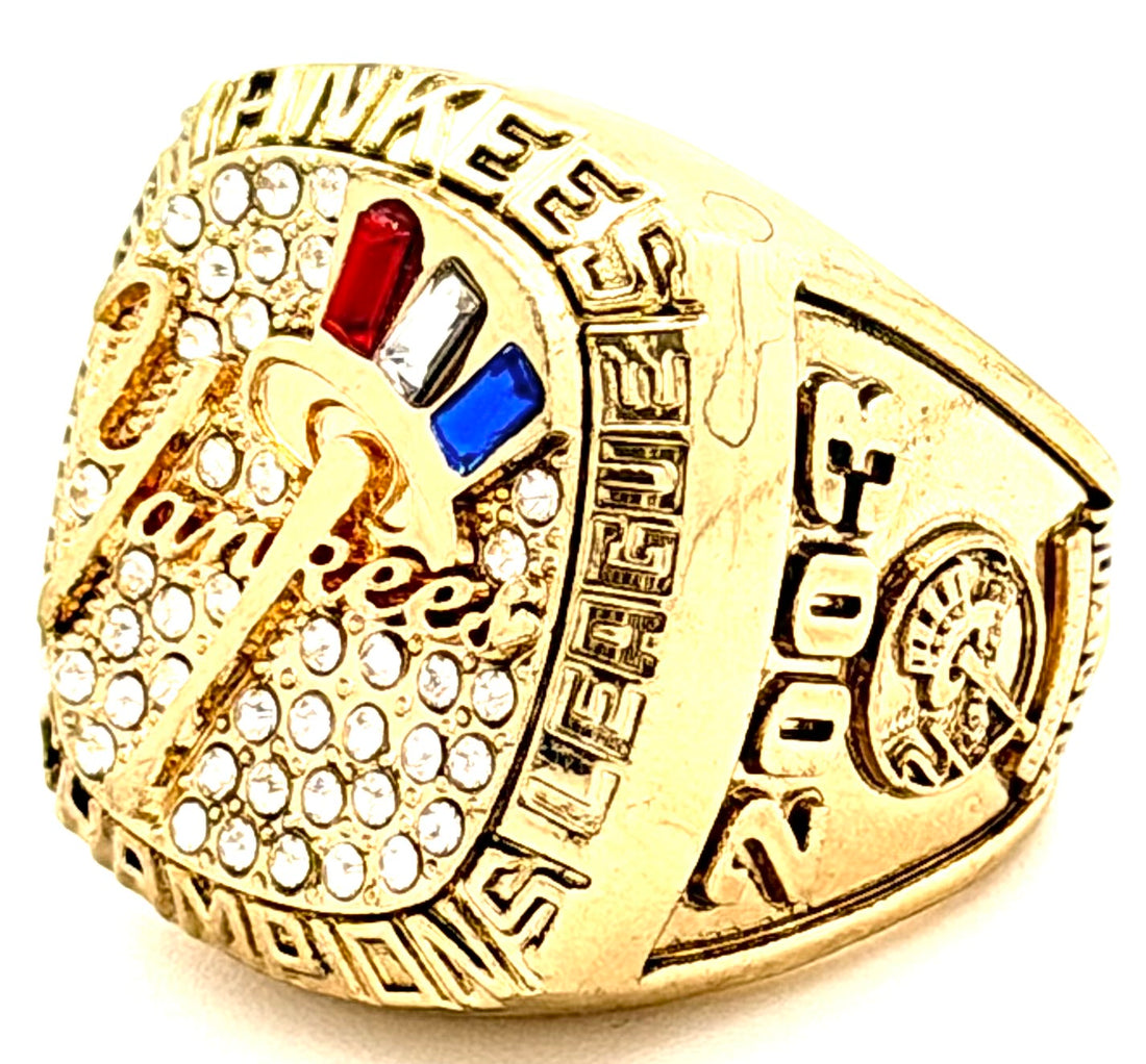 MLB / 2003 New York Yankees World Series Championship Ring / Jeter